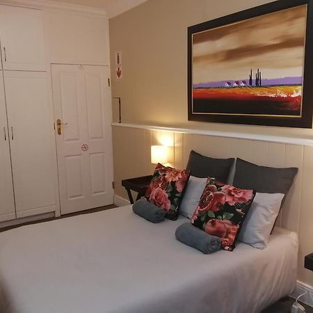 Beulah Lodge เคปทาวน์ ภายนอก รูปภาพ